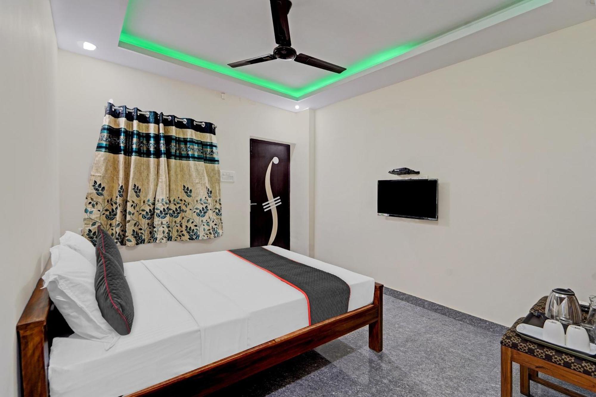 Super Townhouse 1096 Hotel Redfox Nungambakkam Near Apollo & Shankar Nethralaya Hospital เชนไน ภายนอก รูปภาพ