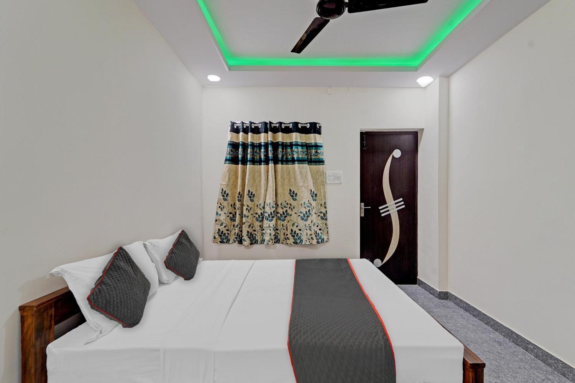 Super Townhouse 1096 Hotel Redfox Nungambakkam Near Apollo & Shankar Nethralaya Hospital เชนไน ภายนอก รูปภาพ